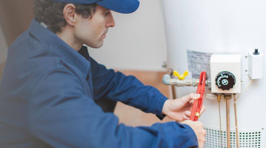 Professional emergency plumber services in Ramona